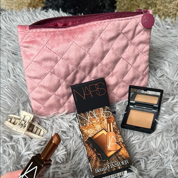 NARS Beauty Bundle & Ipsy Bag Pink Quilted NARS Bronzer x2 & Lip Balm Laguna SET - Picture 2 of 10
